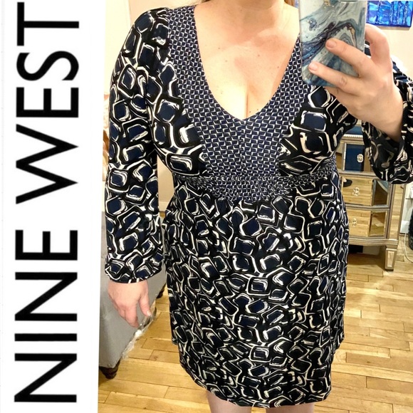 Nine West FLATTERING Empire-Waist Blue Print Dress - Picture 10 of 10